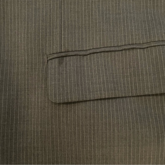 Donald Trump 100% Wool Grey Pin-Striped 2-piece suit - Picture 7 of 8